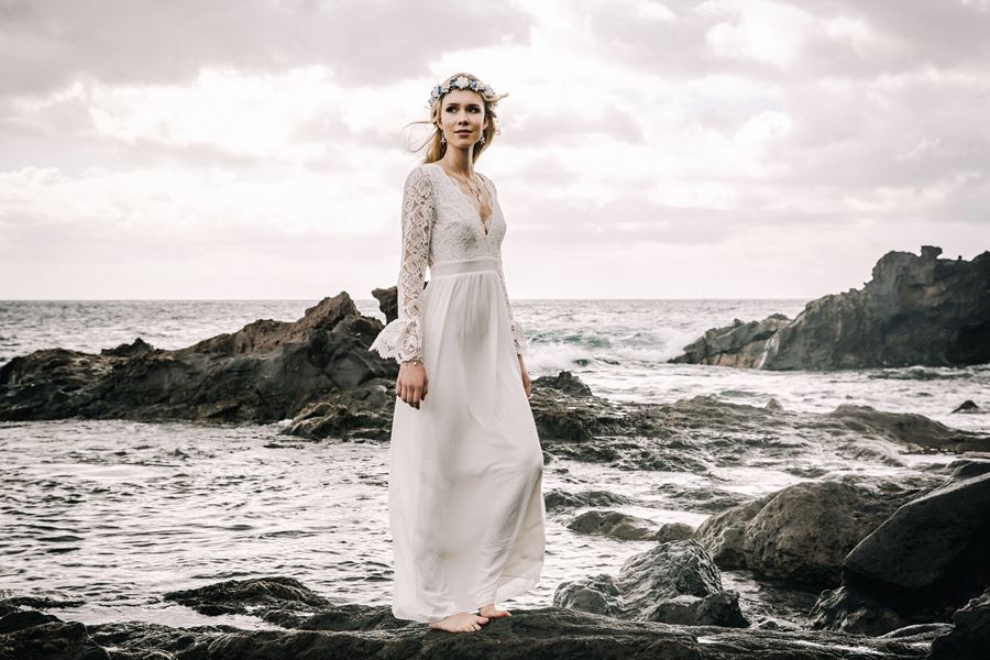 Accessoires pour cheveux en fleurs de soie - une alternative ?