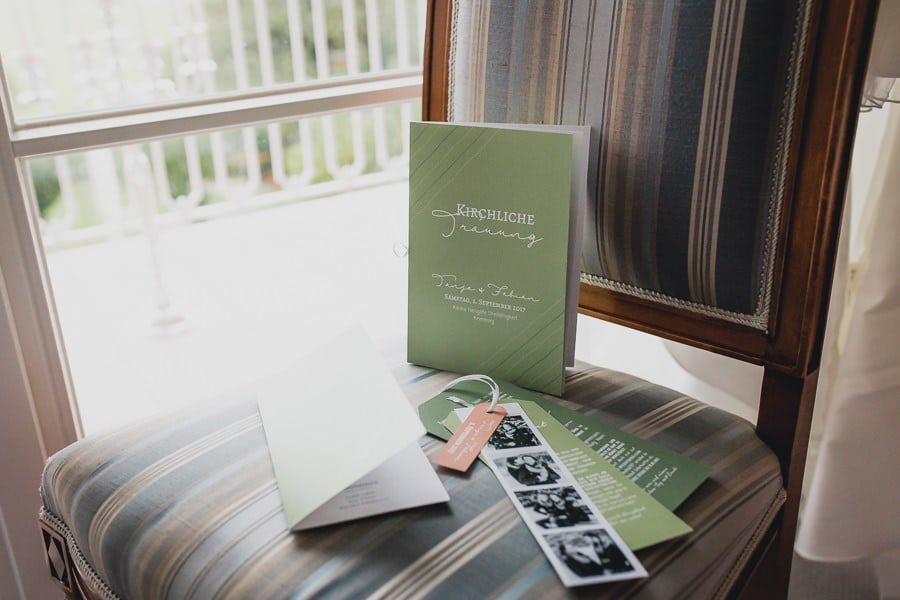 Mariage classique au château de Kronburg dans l'Allgäu