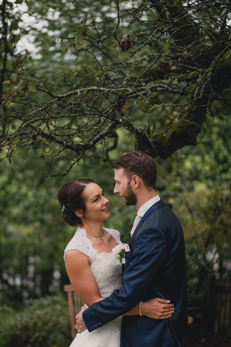 Mariage classique au château de Kronburg dans l'Allgäu