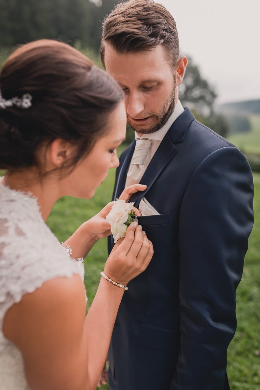 Mariage classique au château de Kronburg dans l'Allgäu