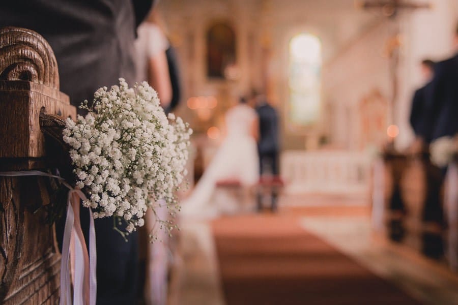 Mariage classique au château de Kronburg dans l'Allgäu