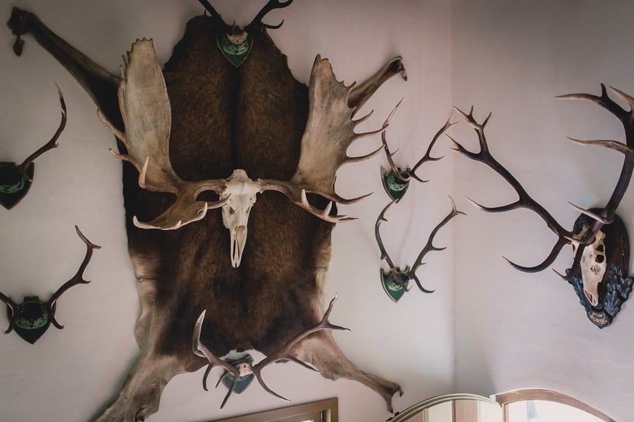 Mariage classique au château de Kronburg dans l'Allgäu