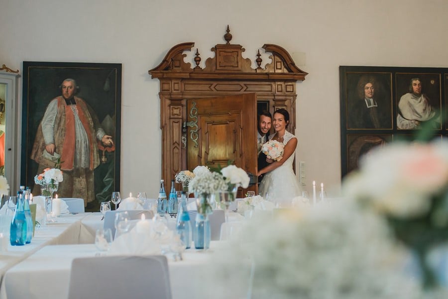 Mariage classique au château de Kronburg dans l'Allgäu