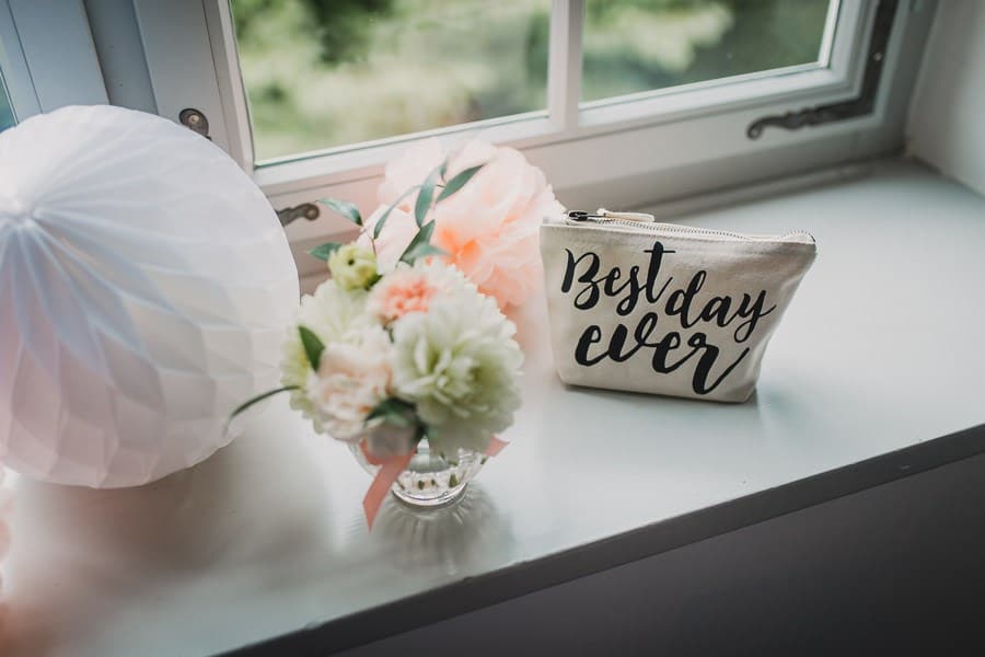 Mariage classique au château de Kronburg dans l'Allgäu