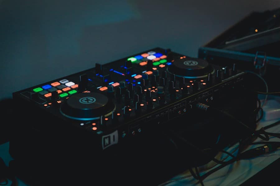 Mariage classique au château de Kronburg dans l'Allgäu