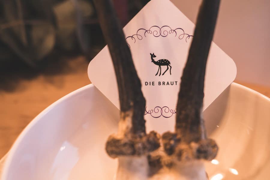 Idée pour un mariage en chalet au glamour bohème