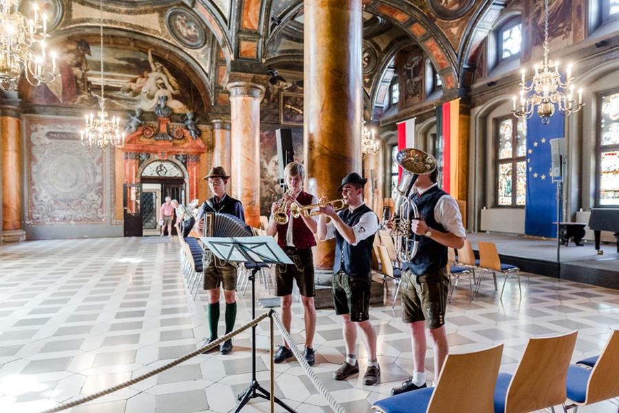 Bureau d'état civil dans la petite mairie de Passau