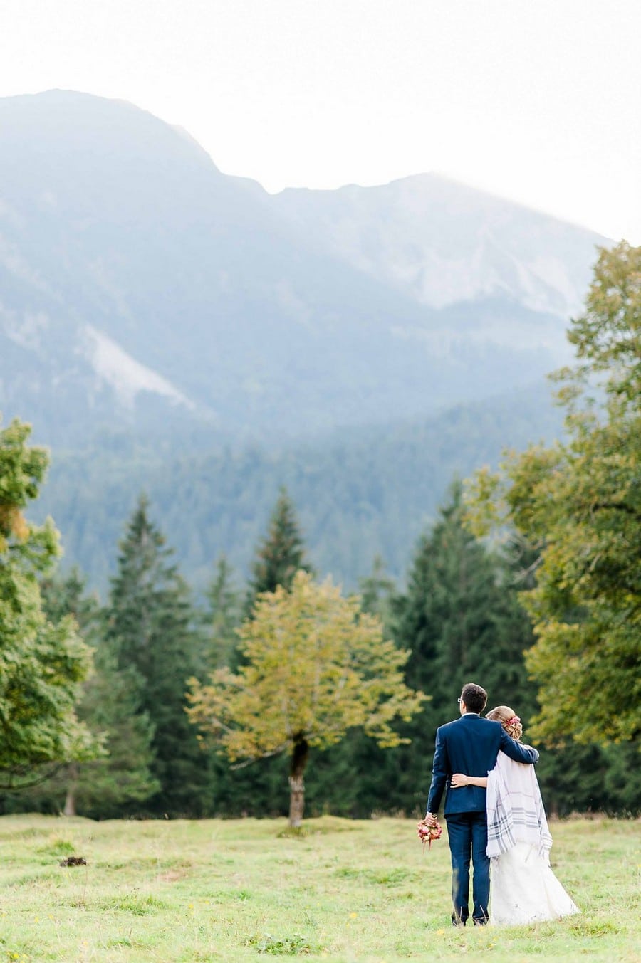 Mariage au Hasenöhrlhof avec réception au champagne au refuge