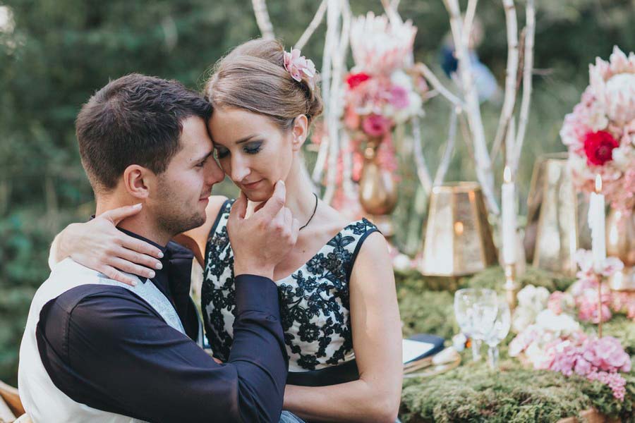 inspiration-mariage-vintage-gothique-noir-bleu-blanc-3