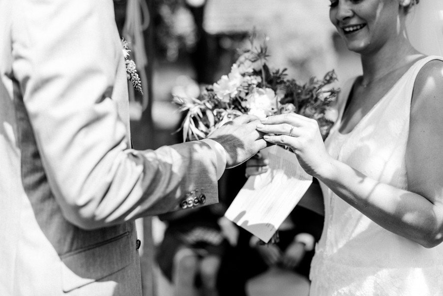 mariage d'été-gut-sonnenhausen-bleu-blanc-kitty-fried-61