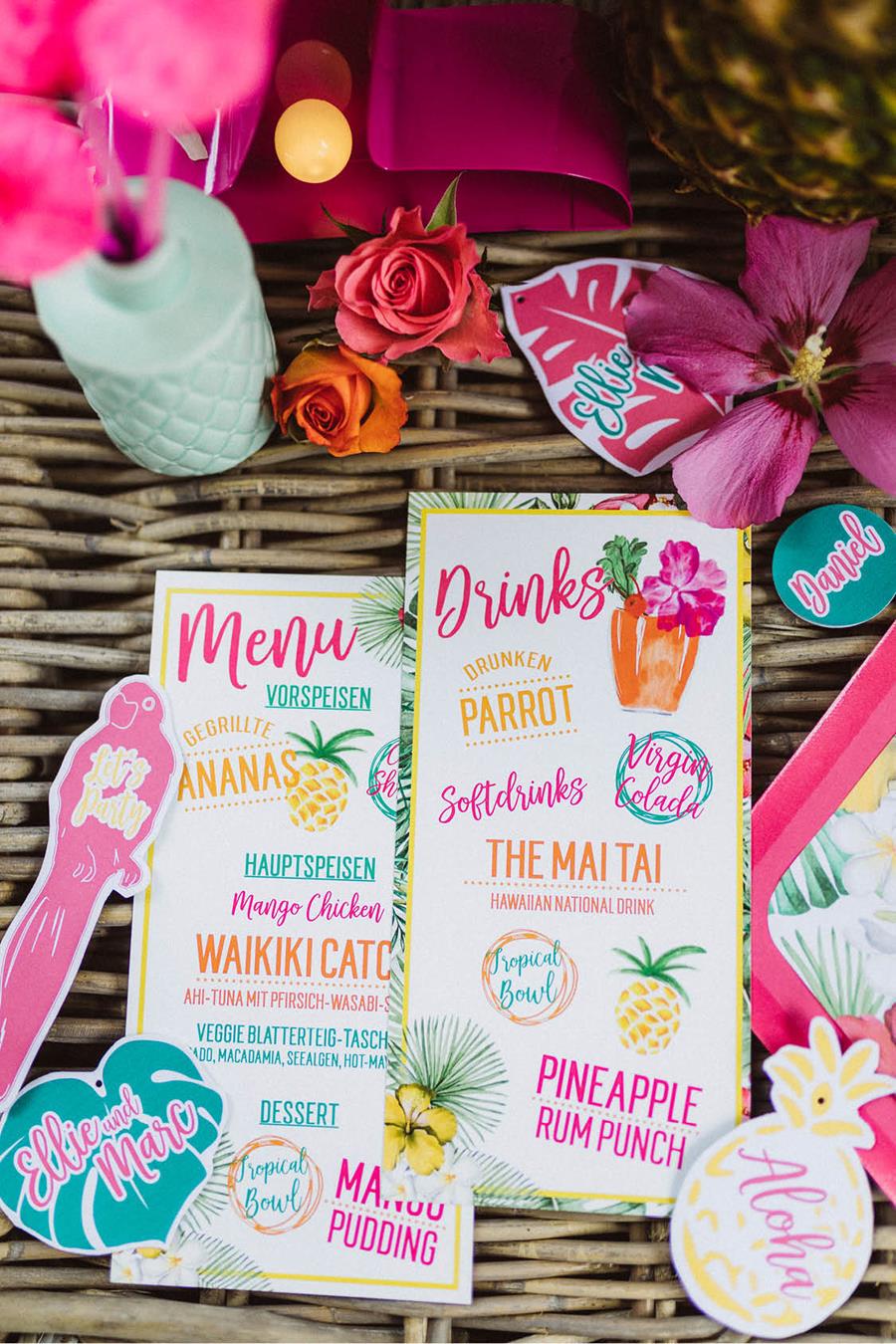 Faire-part de mariage joyeux et tendance avec flamant rose par Cariz Design