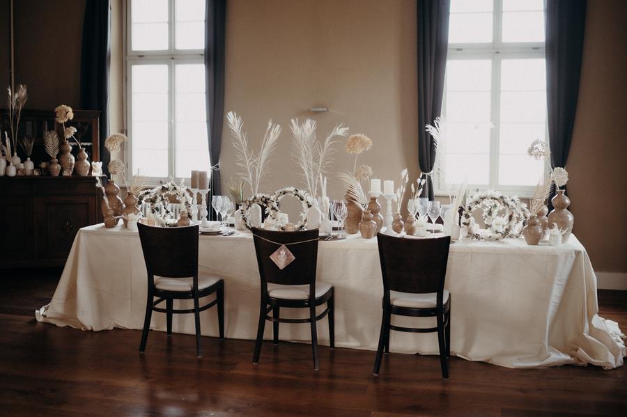 Inspiration pour un mariage printanier durable dans des tons naturels