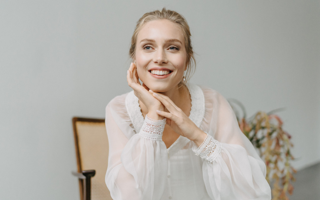 Achetez des robes de mariée courtes en ligne pour le bureau d'enregistrement