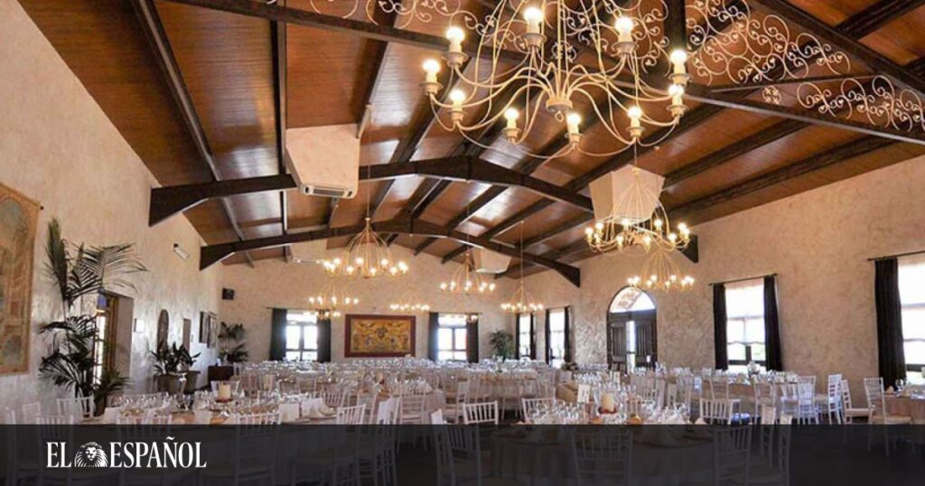 Les ivres parlent du mariage au cours duquel la grand-mère de Carla, la mariée, est décédée : "Nous pensons que c'était la sauce"