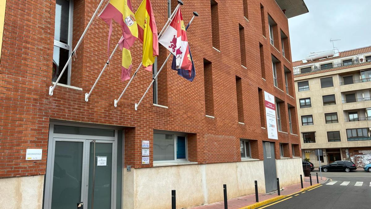 Acceso al área de los servicios sociales del Ayuntamiento de El Ferial.