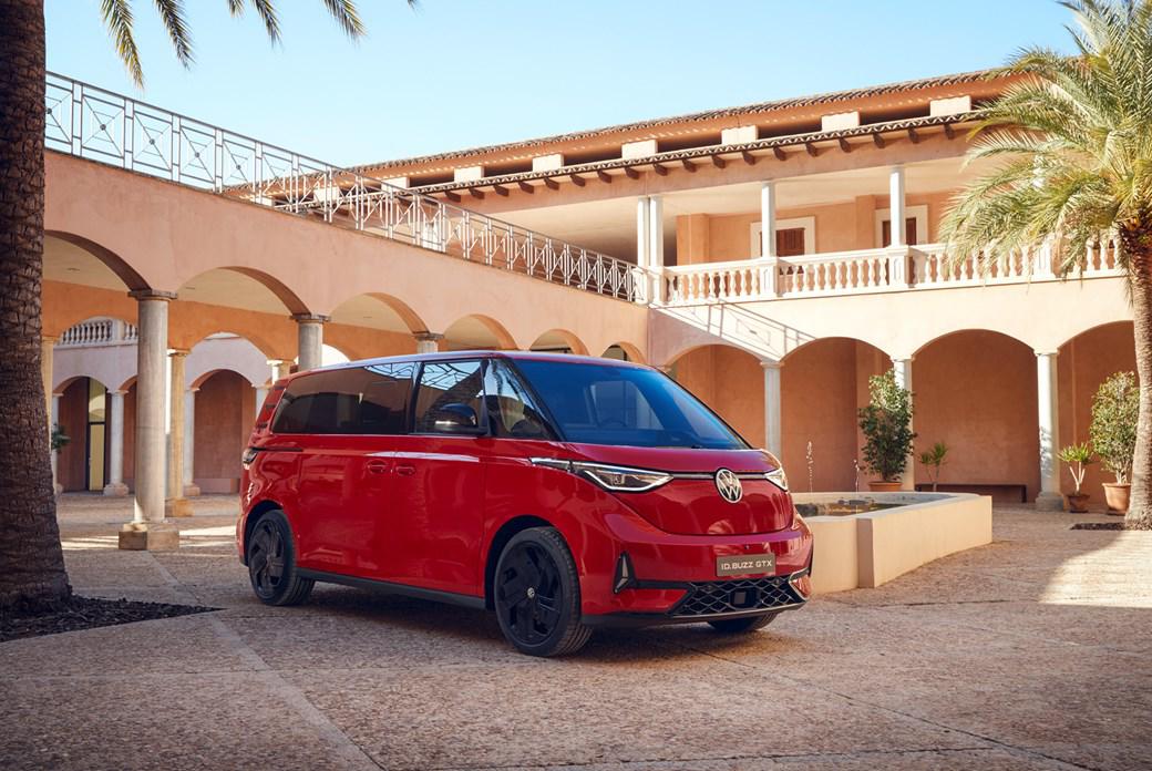 IDENTIFIANT.  BUZZ GTX |  Un fourgon électrique de plus de 300 CV a-t-il un sens ?
