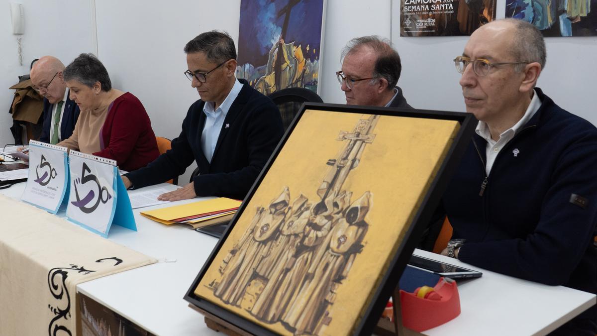 Junta Directiva de la Cofradía del Espíritu Santo durante la asamblea de hoy.