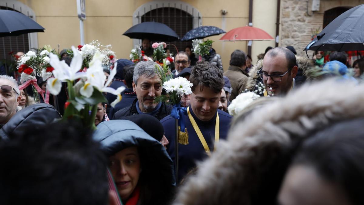 Paraguas ayer, Domingo de Resurrección, en La Horta.