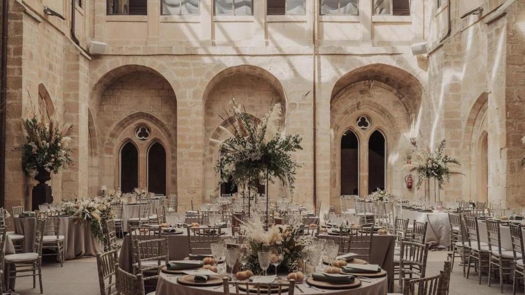Salle intérieure du monastère d'Espino