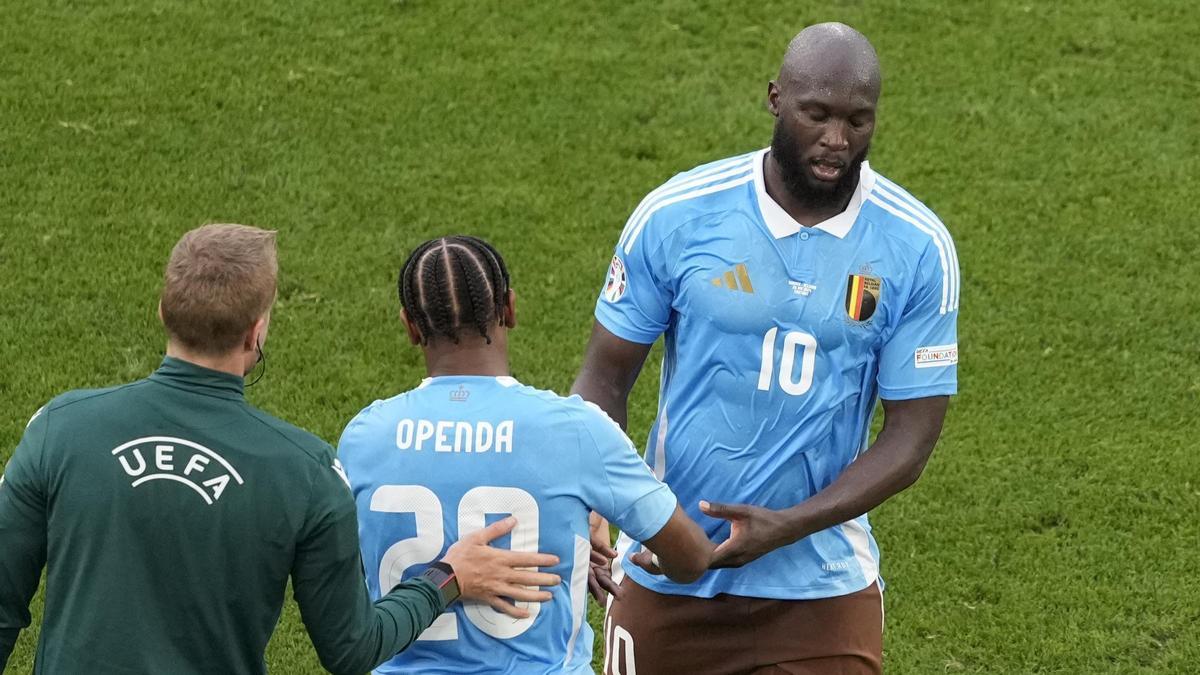 Openda remplace Lukaku lors du match de la Belgique contre l'Ukraine.