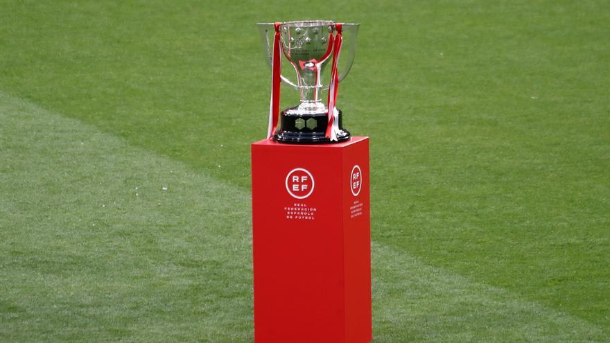 El trofeo de campeón de LaLiga.