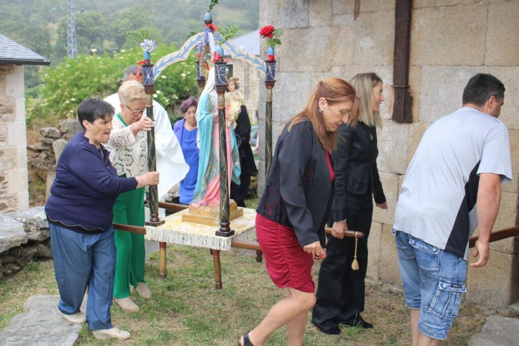 Las Hedradas ouvre la « portela » à San Pedro dans l'Alta Sanabria