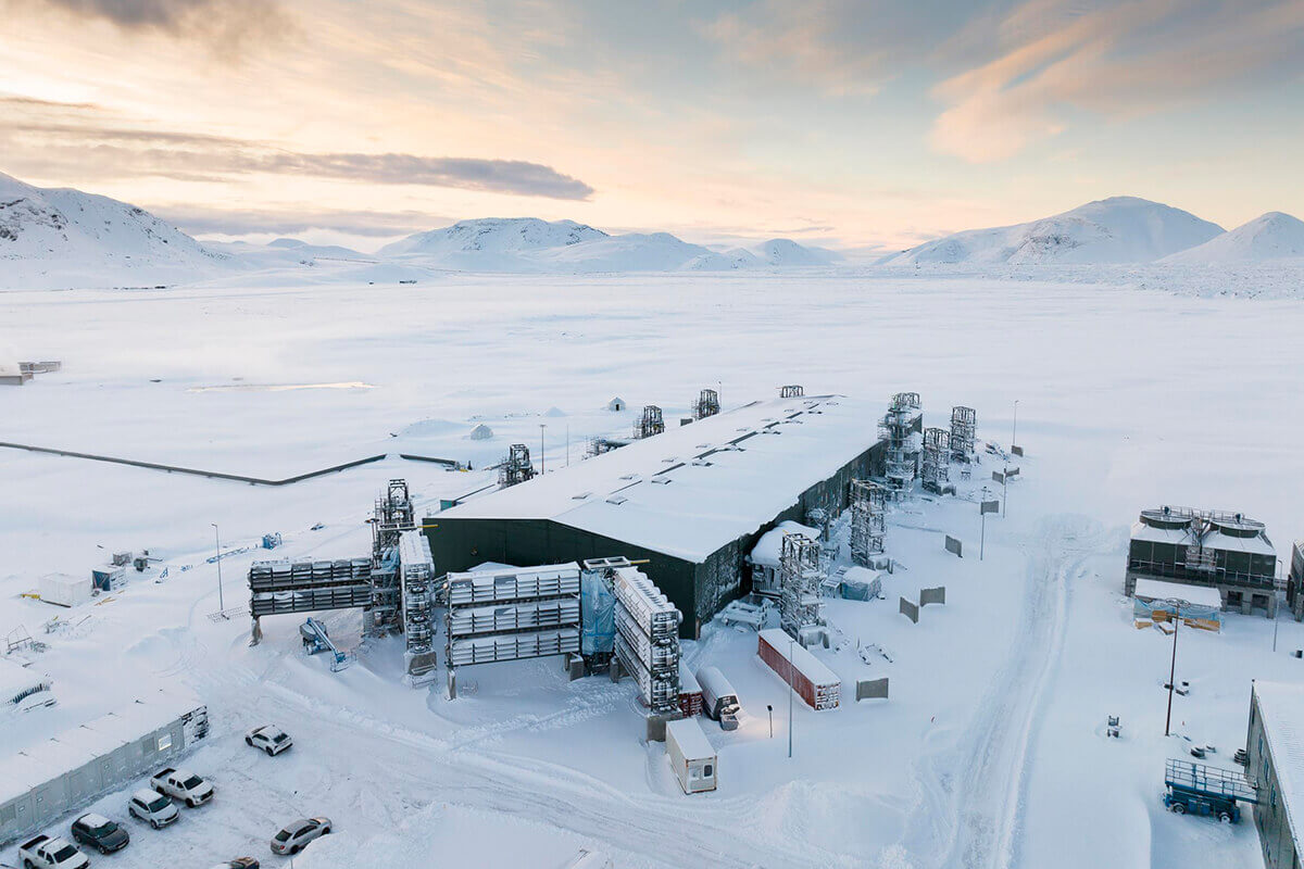 : La nouvelle usine de captage de carbone que la société Climeworks a lancée en Islande - Photo : Shutterstock