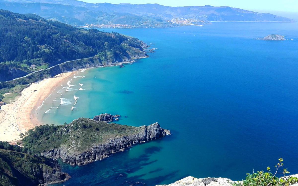 Plage de Laga.
