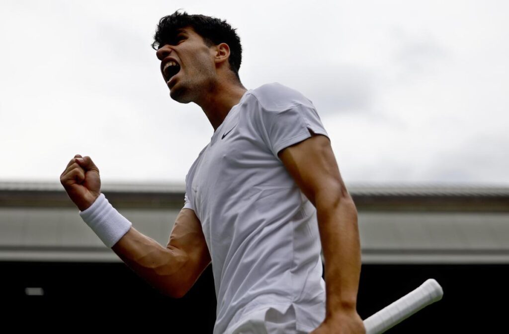 Alcaraz commence la défense du titre de Wimbledon à mi-vitesse