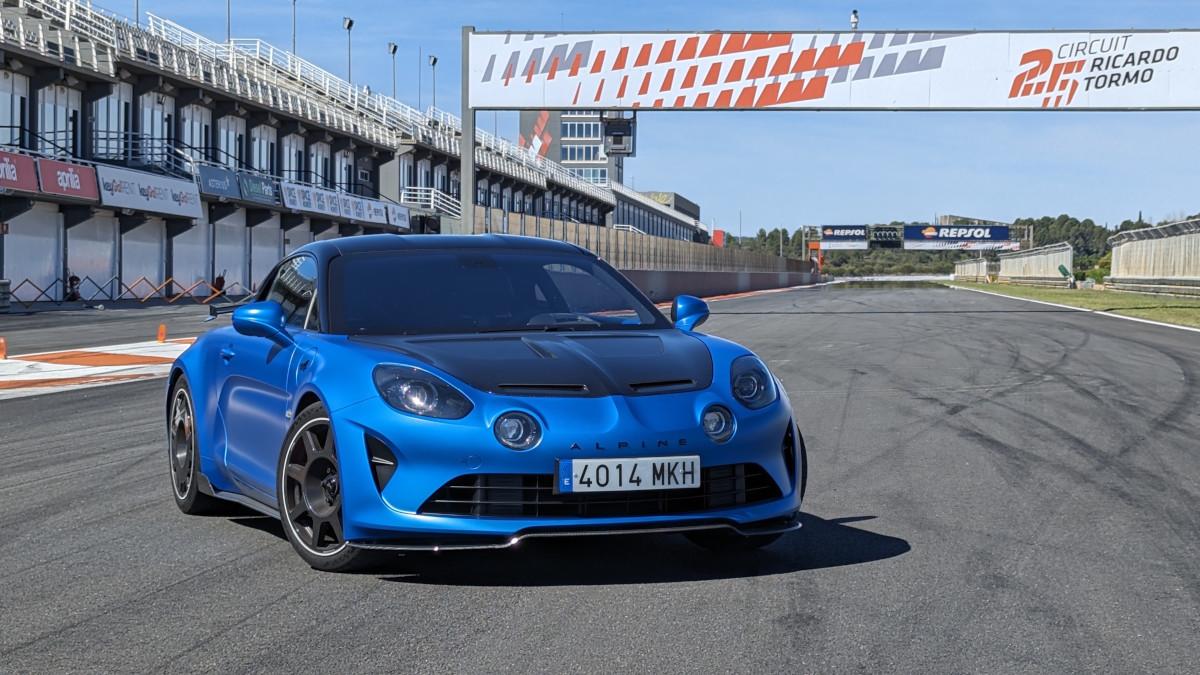 Alpine A110 R, un poids léger capable d'assommer n'importe quel poids lourd