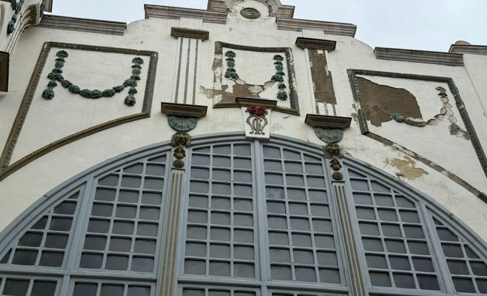 Fachada del Teatro Reina Sofía