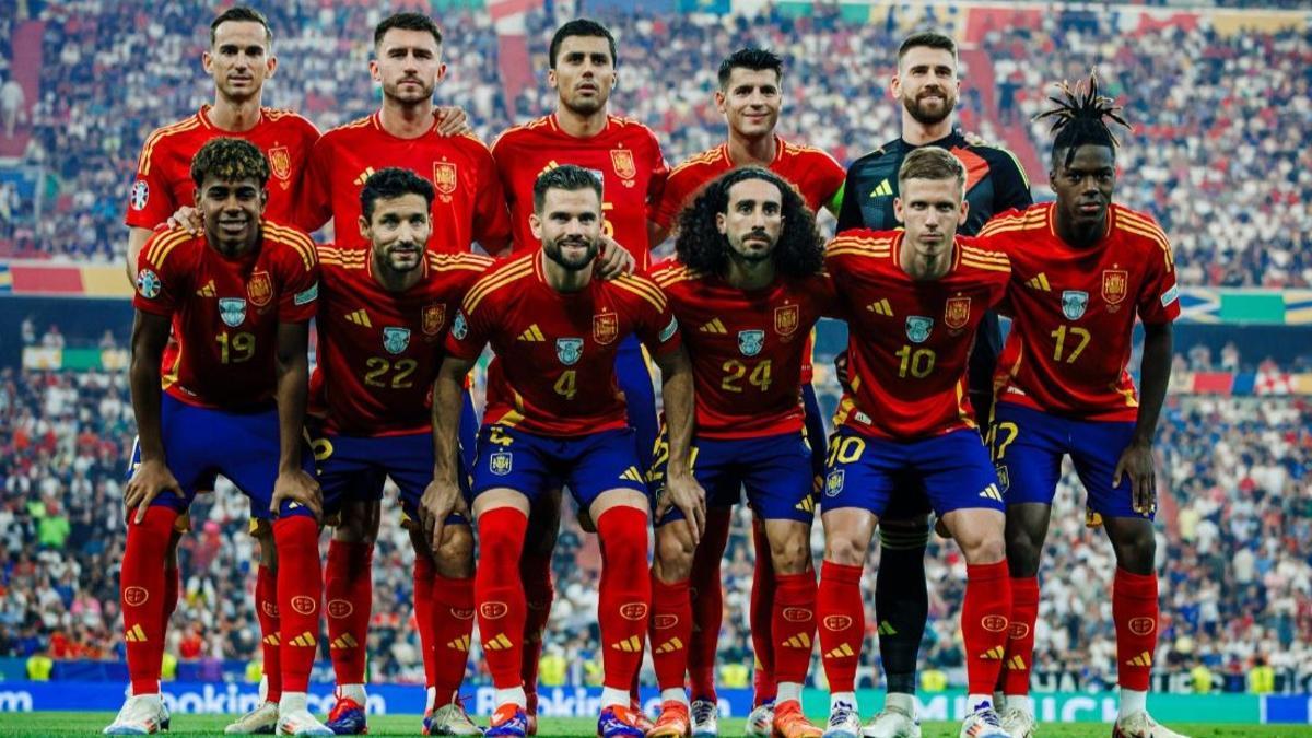 La alineación de España ante Francia