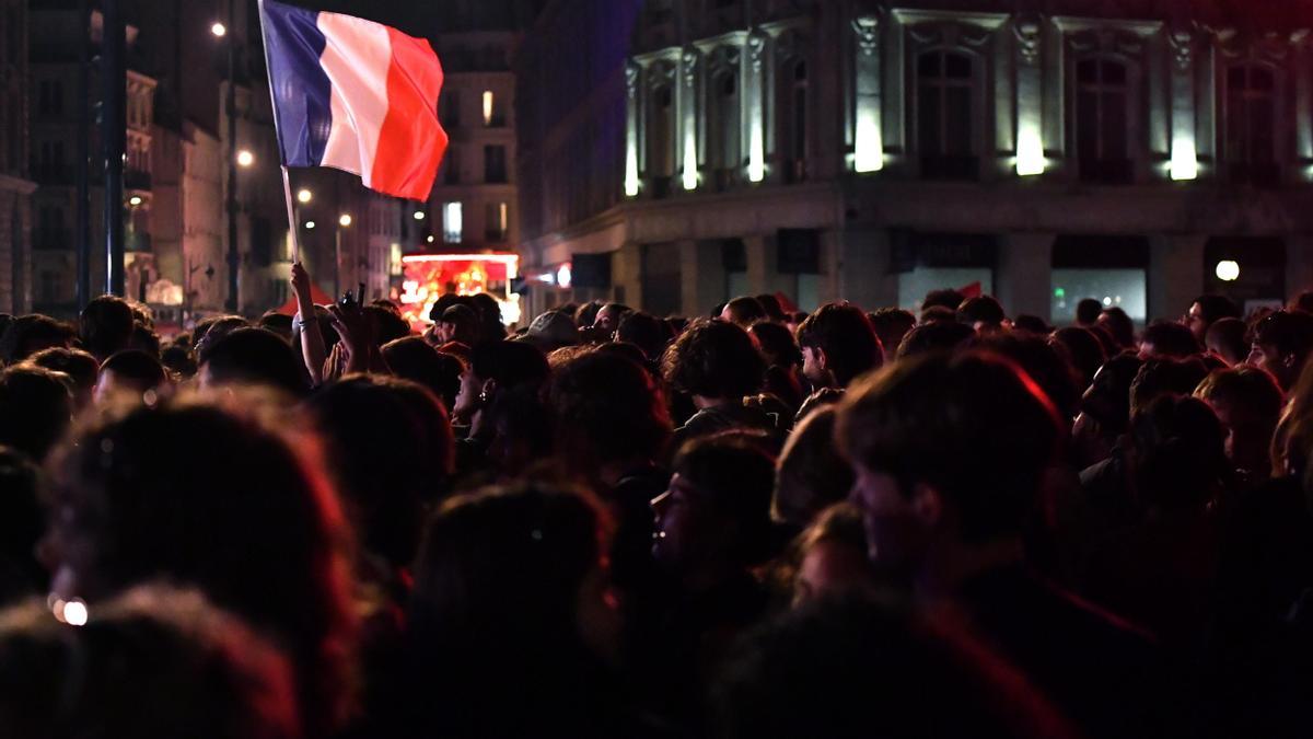Protestas en Francia contra el triunfo de la ultraderecha.