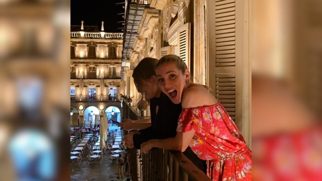 Elsa Pataky en la Plaza Mayor de Salamanca.
