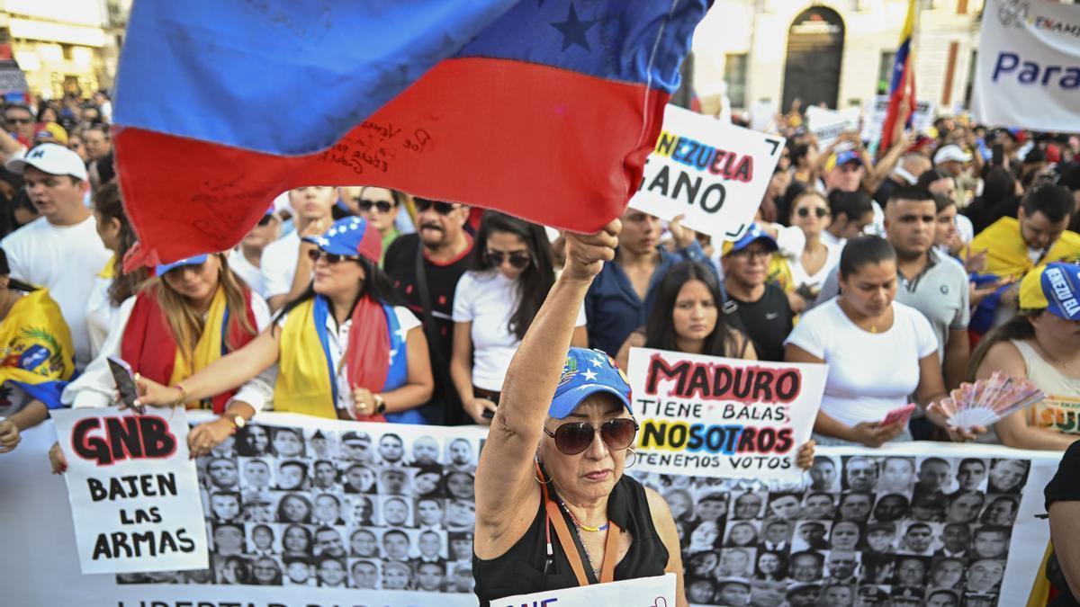 Manifestación convocada "en favor de la libertad de Venezuela y en rechazo al fraude electoral".