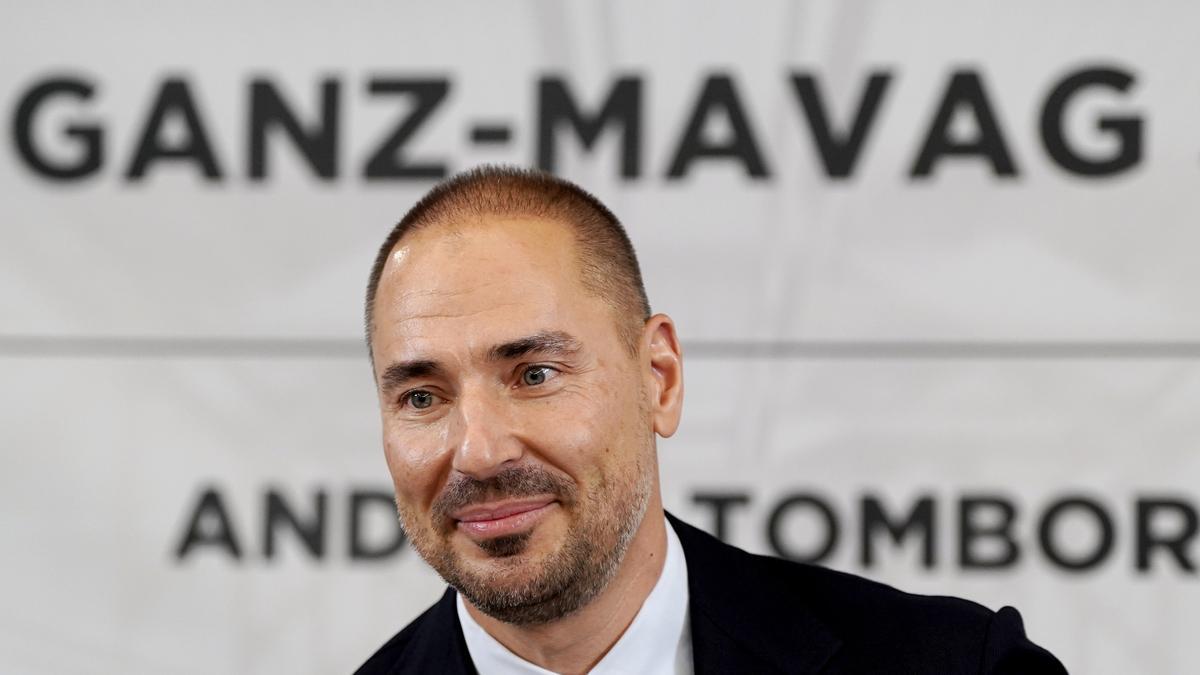 András Tombor, representante de Magyar Vagon, oferente detrás de la opa de Talgo