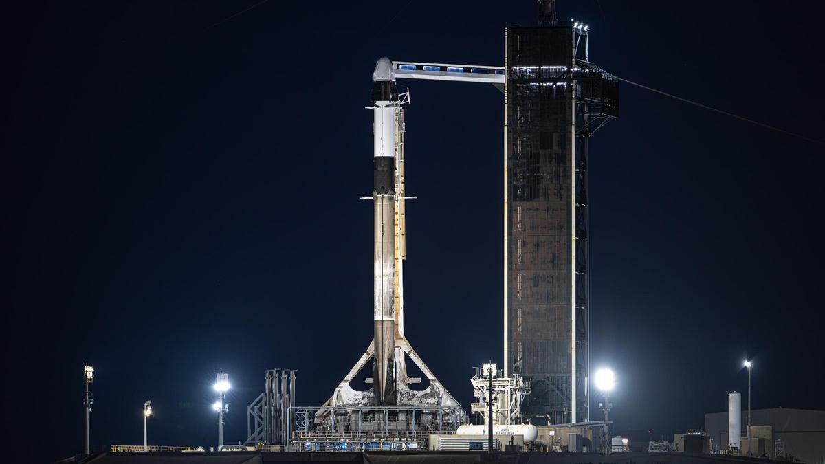 SpaceX, lista para la histórica misión Polaris, que planea la primera caminata espacial comercial.