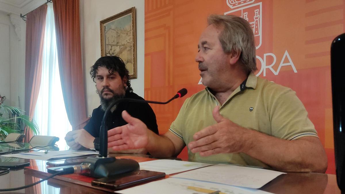 Diego Bernardo y Francisco Guarido, en la rueda de prensa en la que han informado de la campaña de inspección.