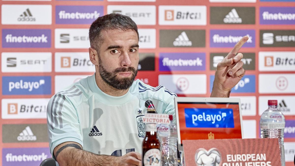Carvajal fue protagonista en la previa del Serbia - España