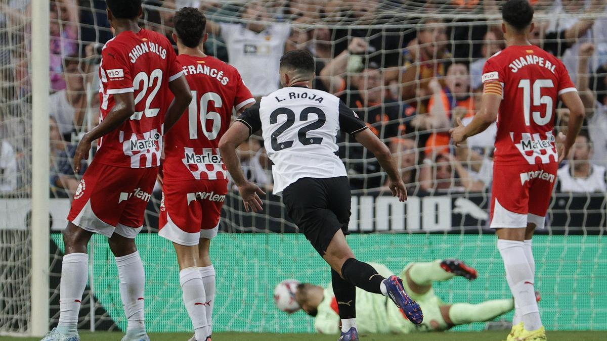 El Valencia sorprende al Girona.