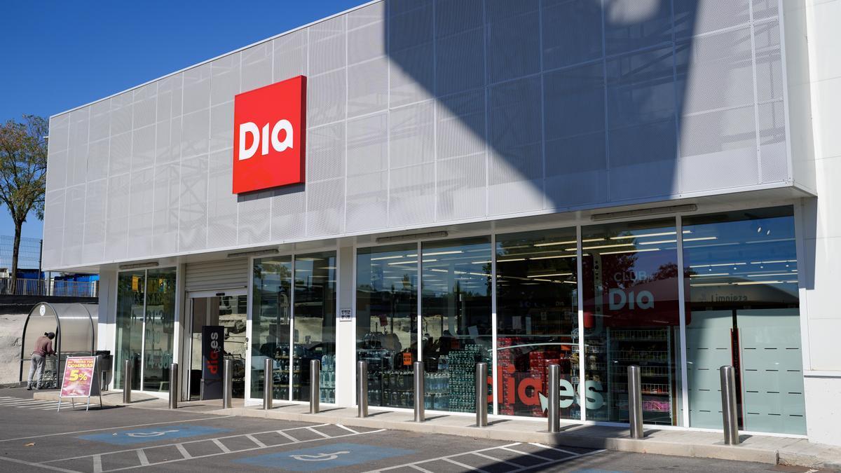 Un supermercado Dia.
