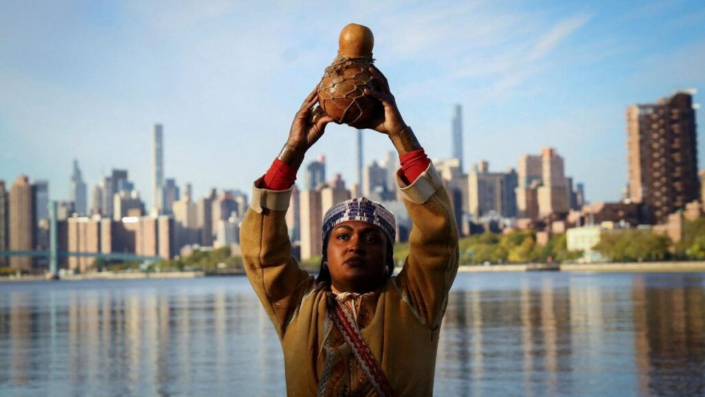 ¿Qué se celebra en EEUU el 12 de octubre, Día de la Hispanidad? Foto de la celebración del Día de los Pueblos Indígenas en Nueva York, 2022