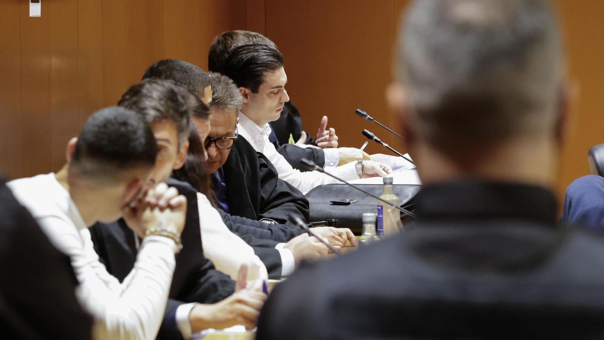 Juicio por el asesinato de Samuel Luiz.