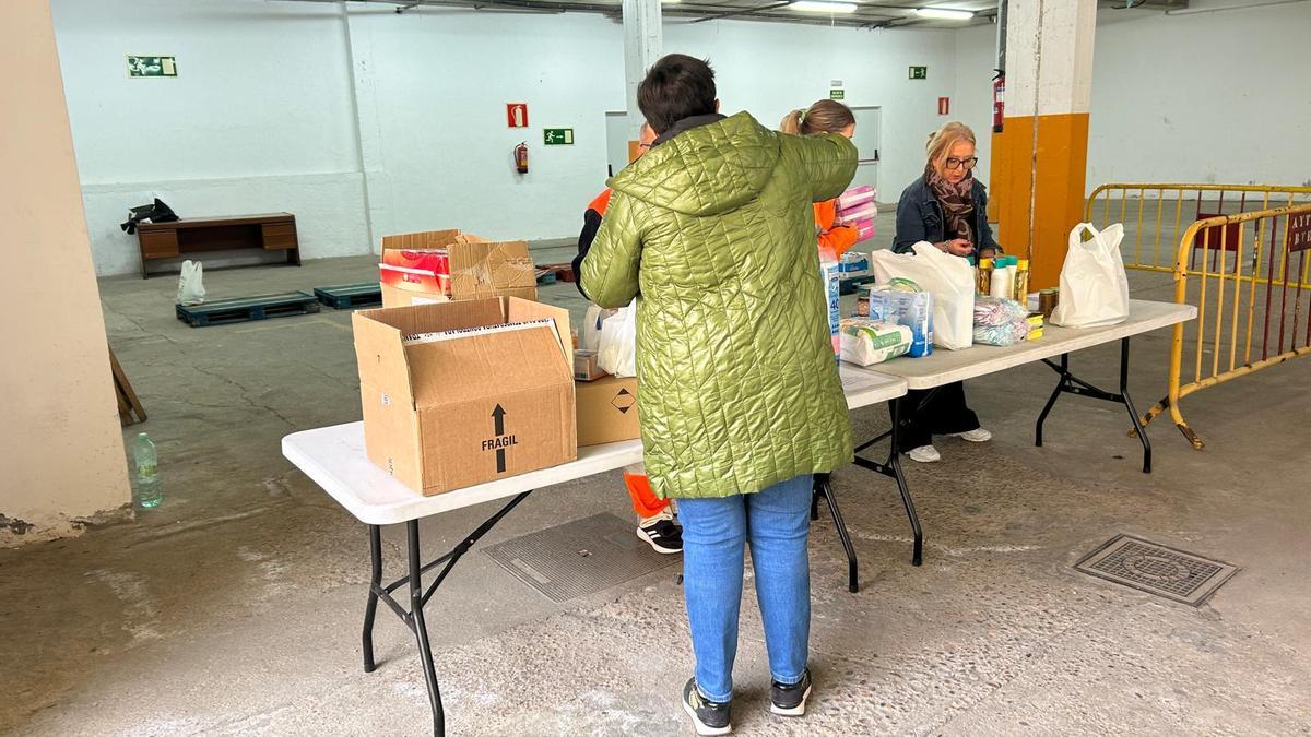 Recogida de donaciones en Benavente para los afectados por la DANA, en imágenes