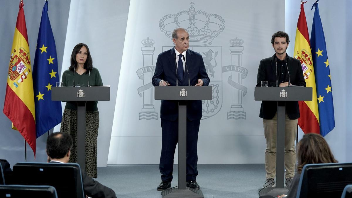 Rueda de prensa los directores generales de la Policía Nacional, Francisco Pardo; de la Guardia Civil, Mercedes González, y de Salud Pública y Equidad en Salud, Pedro Gullón para informar sobre la última reunión del comité de crisis de la DANA.