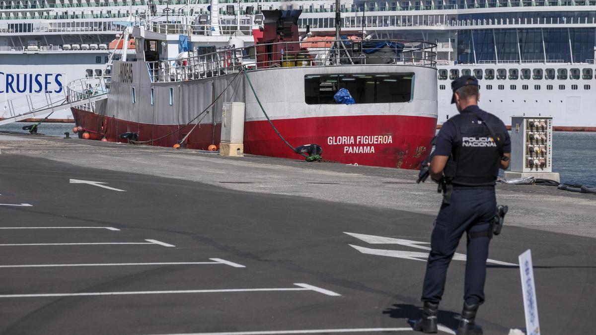 Interceptan un pesquero investigado en Vigo con más de 4.000 kilos de cocaína