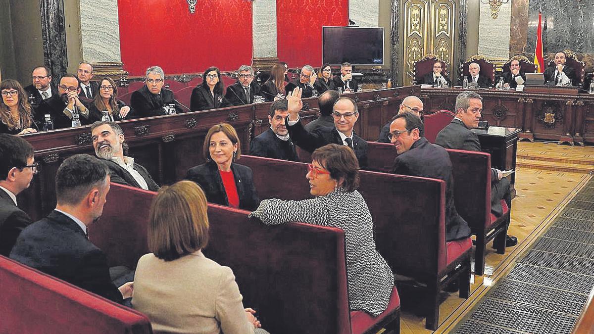 Los doce líderes independentistas acusados por el 'procés'