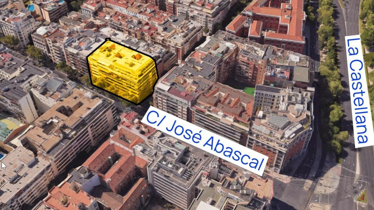 Edificio ubicado en el número 57 de la calle José Abascal del que Canal de Isabel II vende dos plantas para reconvertir en vivienda