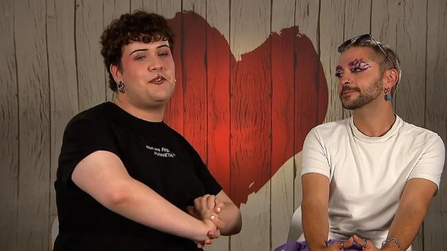 Le rendez-vous désastreux des 'Premiers rendez-vous' entre deux célibataires maquilleurs : "Il n'y a même pas de deux"