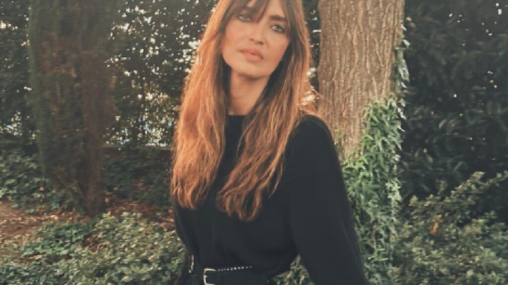 Sara Carbonero, rumbo a un partido de niños.